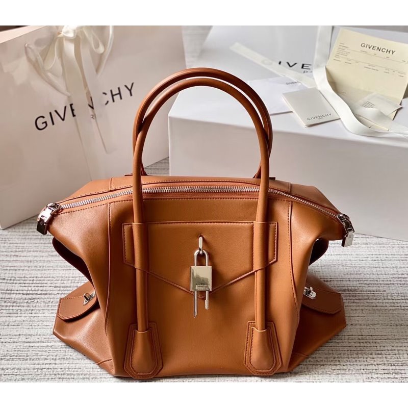 Givenchy Antigona Lock Bag BGV00172