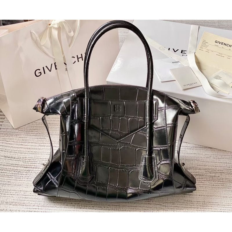 Givenchy Antigona Lock Bag BGV00175