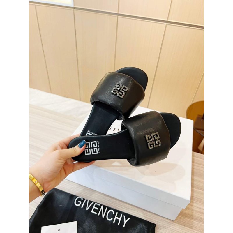 Givenchy Toad Bread Slippers SHS05441