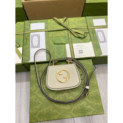 Gucci Blondie Shoulder Bag BGU00730