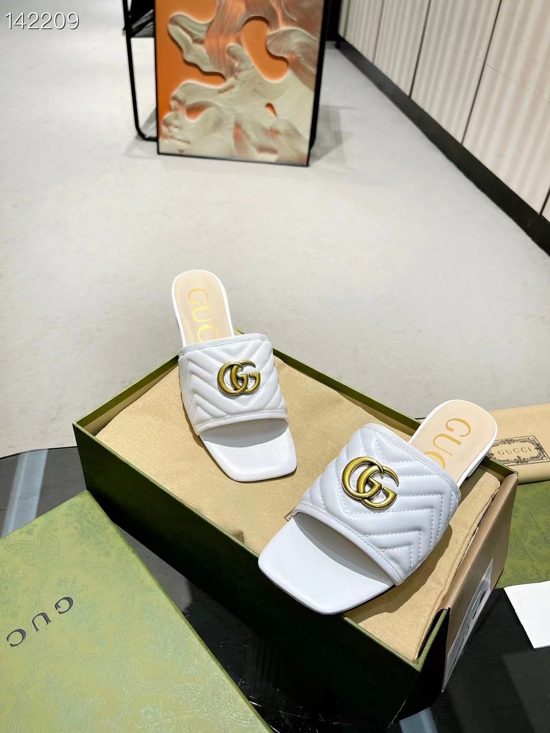 Gucci GG slide sandal SHS03626