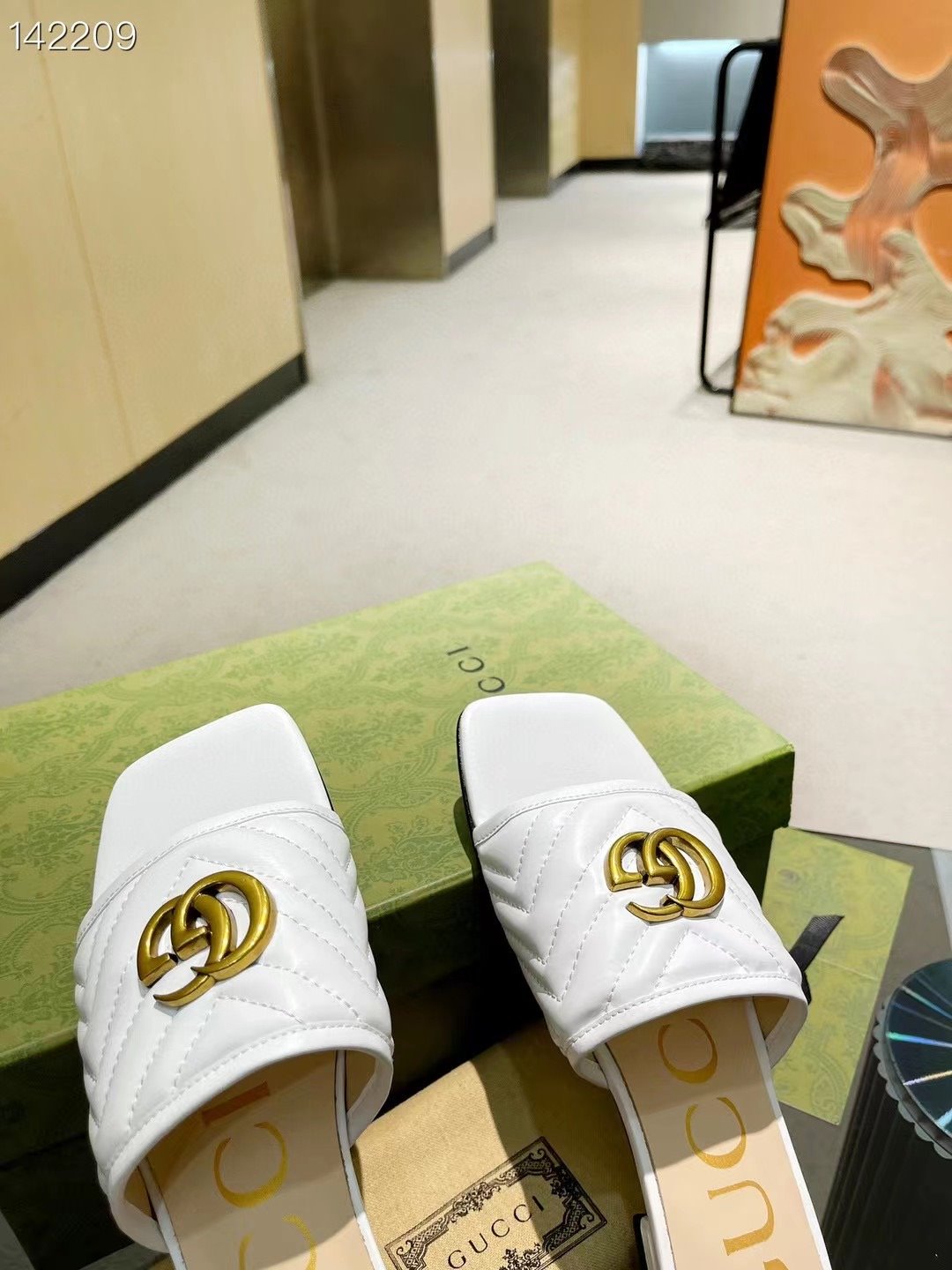 Gucci GG slide sandal SHS03626