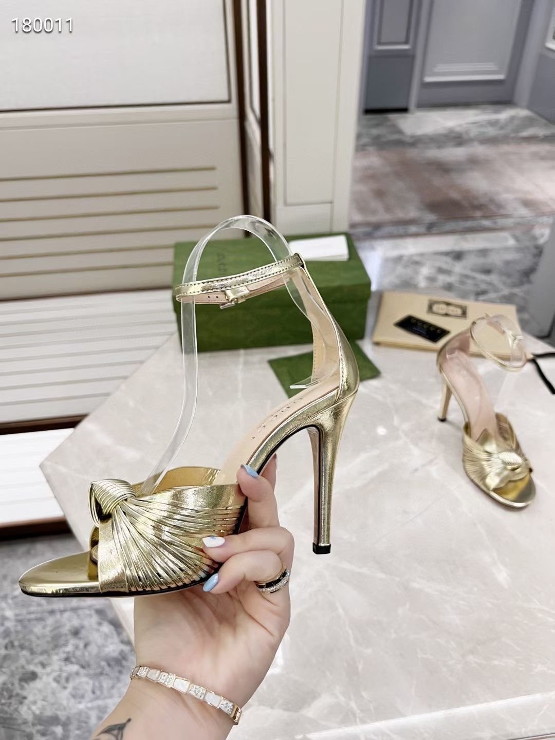 Gucci High Heeled Sandals SHS03833