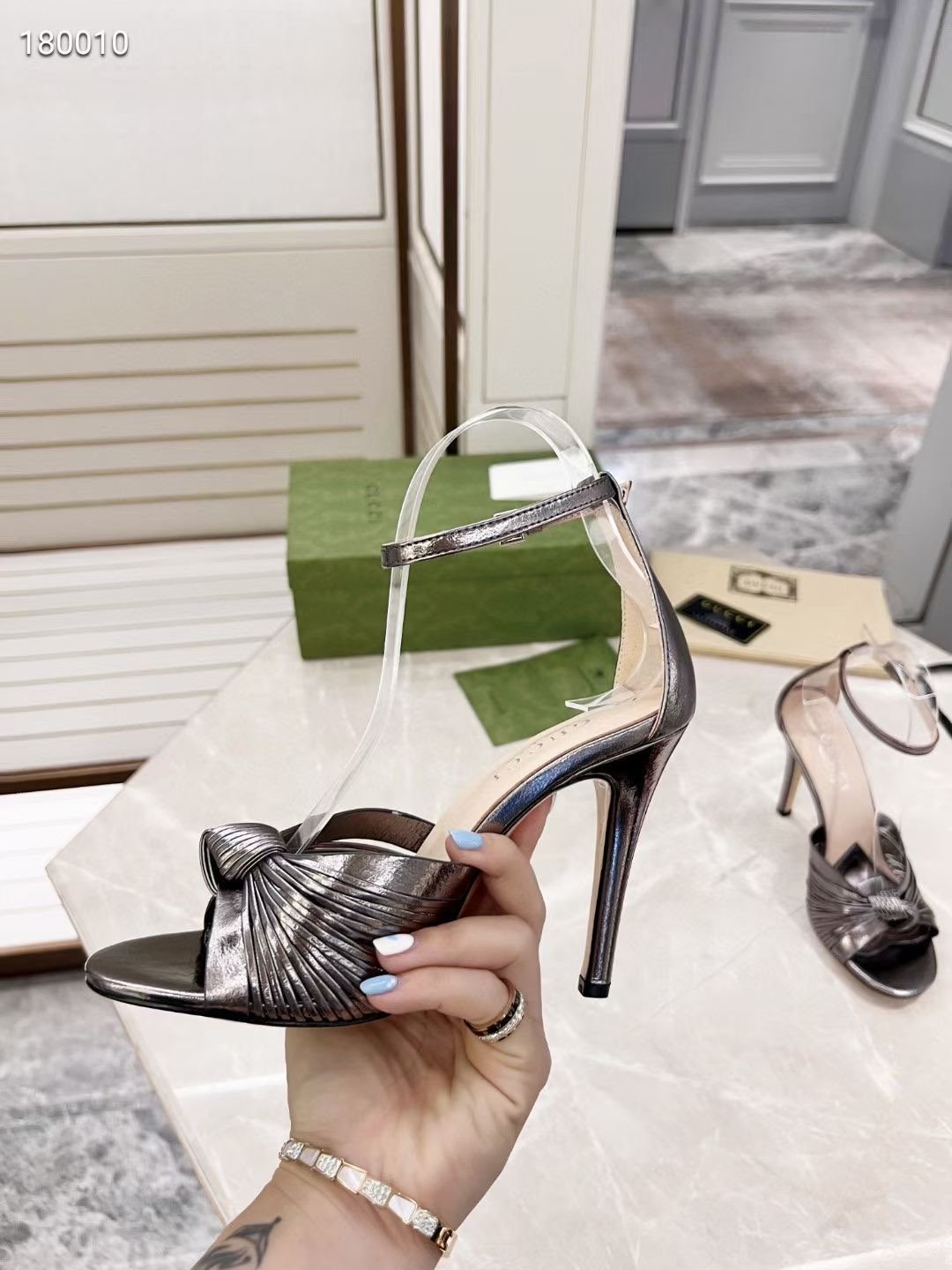 Gucci High Heeled Sandals SHS03834