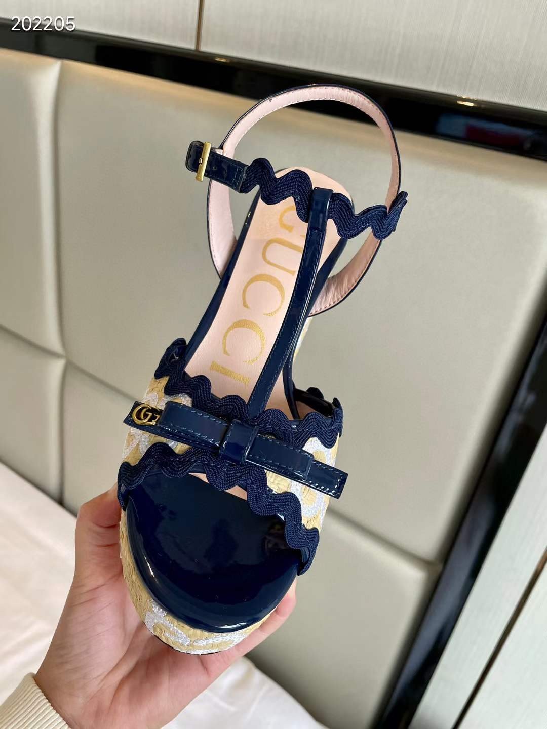 Gucci High Heeled Sandals SHS04601