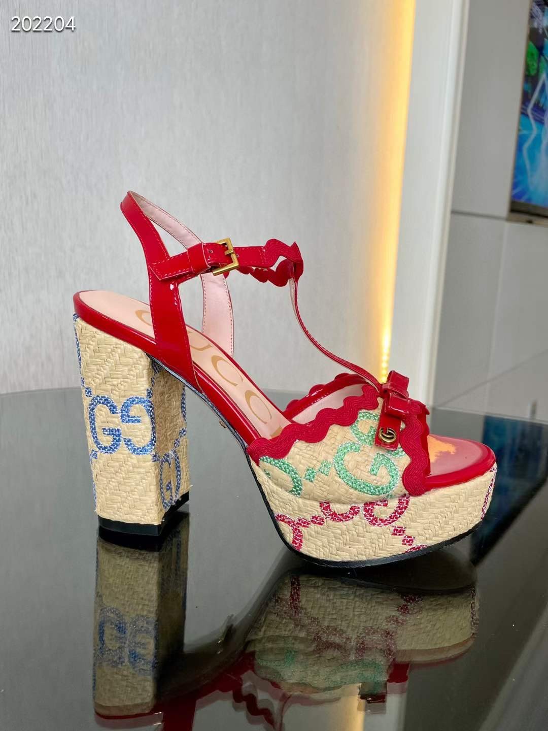 Gucci High Heeled Sandals SHS04602