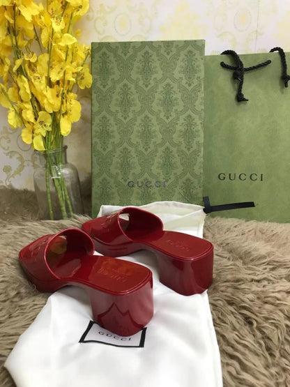 Gucci Sandals SHS02997