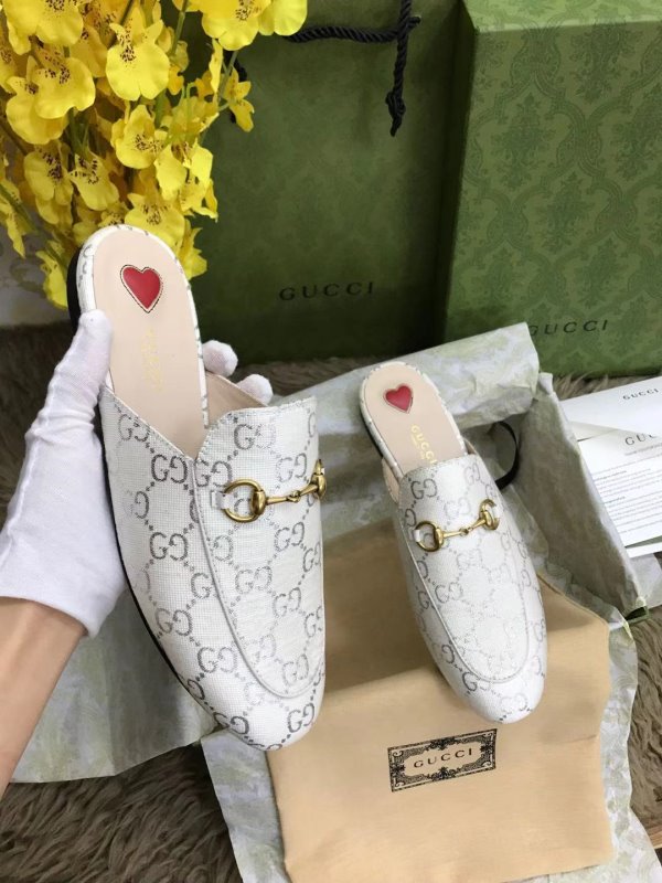 Gucci Sandals SHS03060