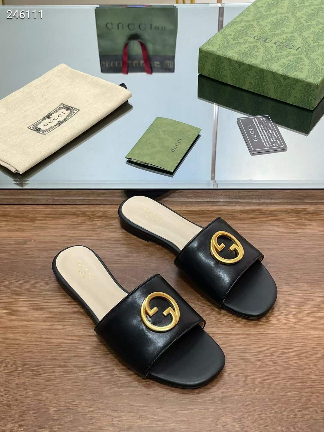 Gucci Slippers SHS04589