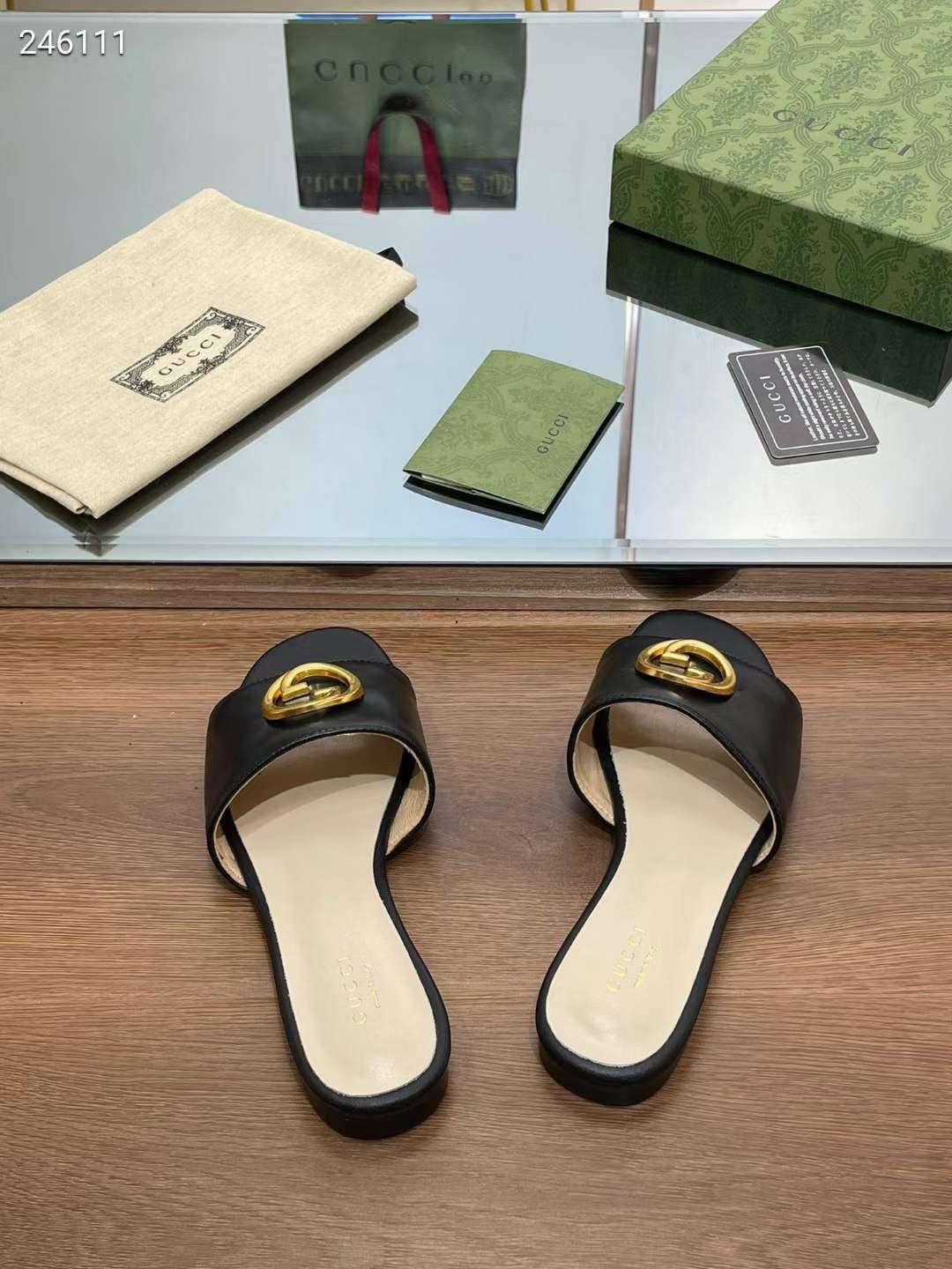 Gucci Slippers SHS04589