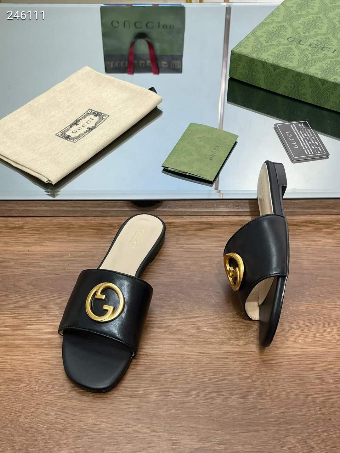 Gucci Slippers SHS04589