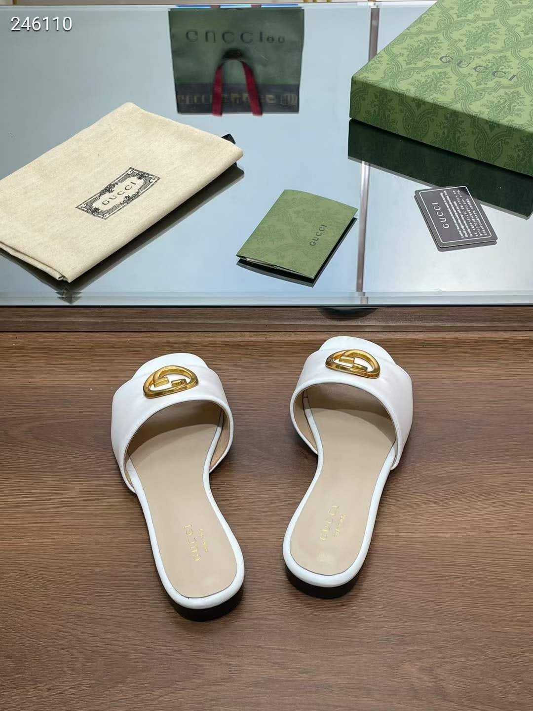 Gucci Slippers SHS04590