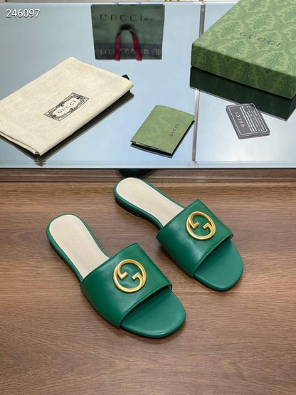 Gucci Slippers SHS04592