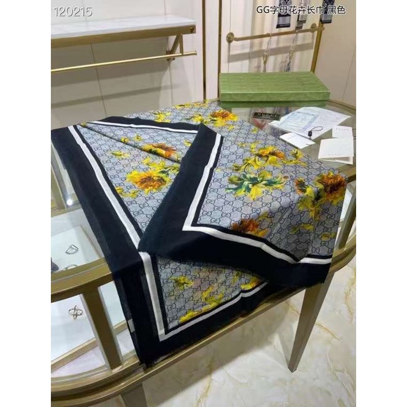 Gucci Polar Wool Scarf SS001242