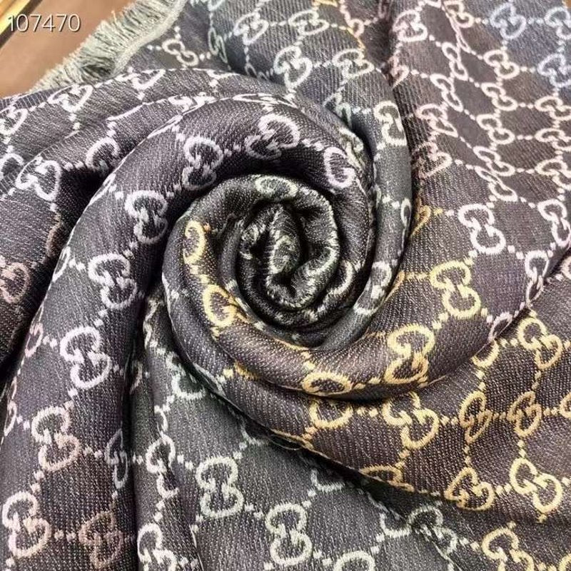 Gucci Rayon and Cotton Scarf SS001063