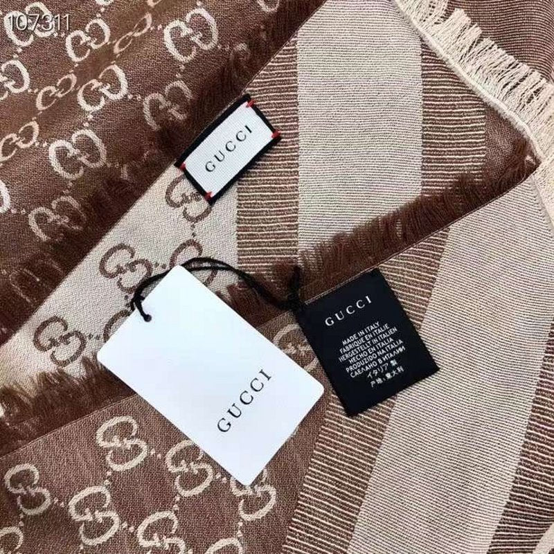 Gucci Wool and Silk Square Scarf SS001067