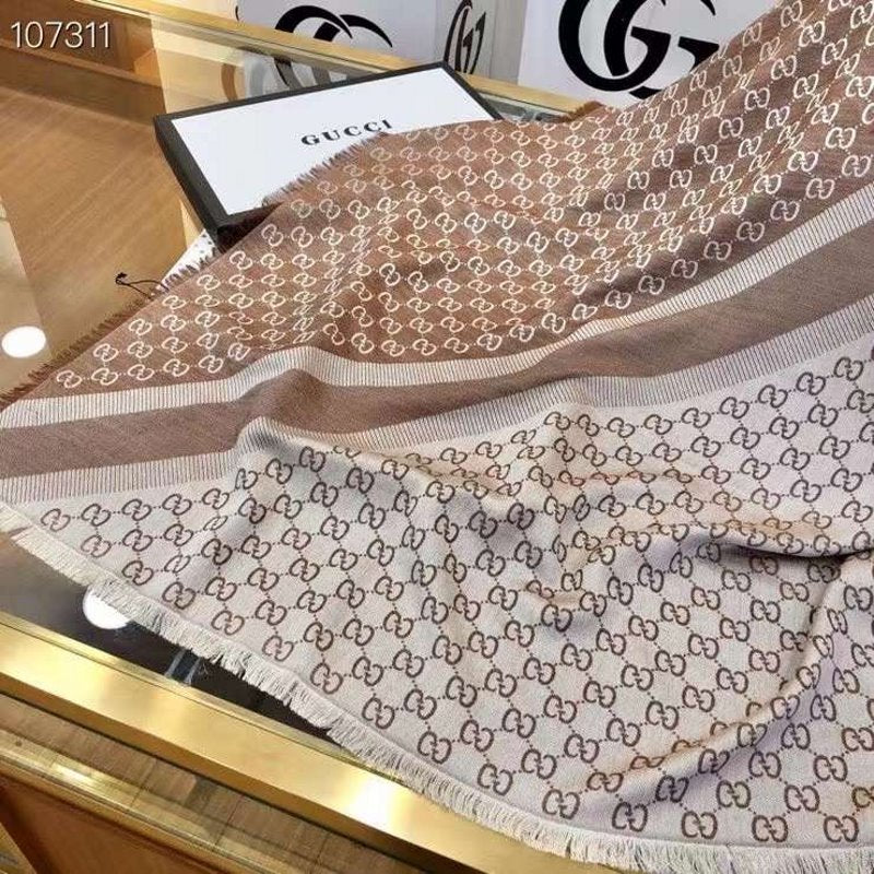 Gucci Wool and Silk Square Scarf SS001067
