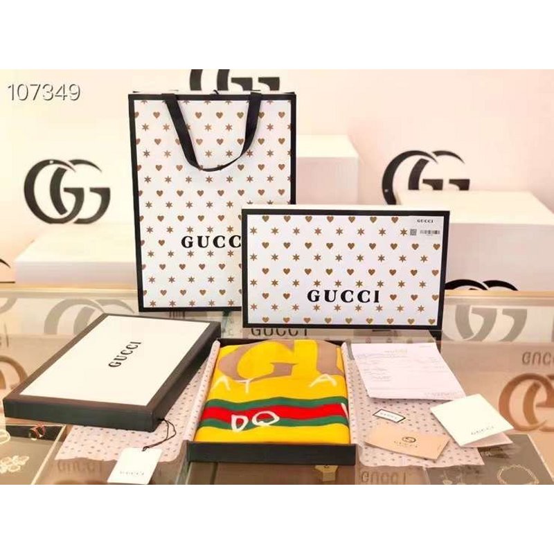 Gucci Wool and Silk Square Scarf SS001070