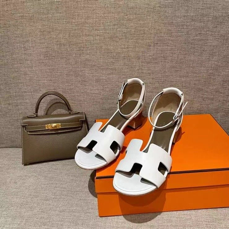 Hermes Heeled Oran Sandals SHS03697