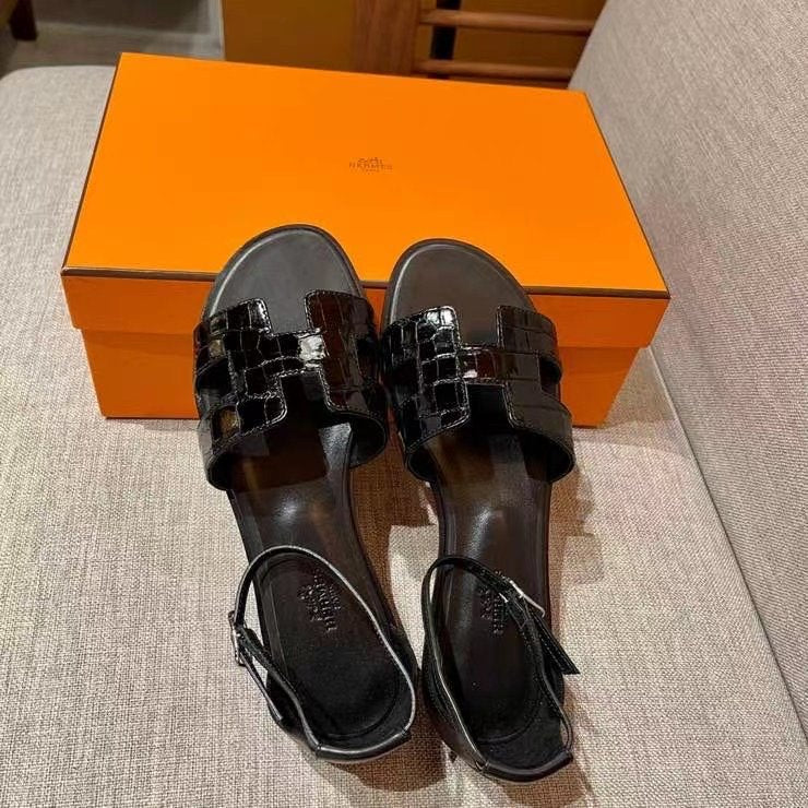 Hermes Oran Swift Sandals SHS03686