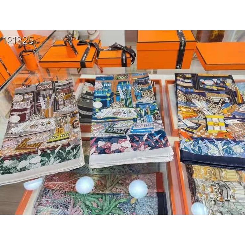 Hermes Muberry Silk Scarf SS001105
