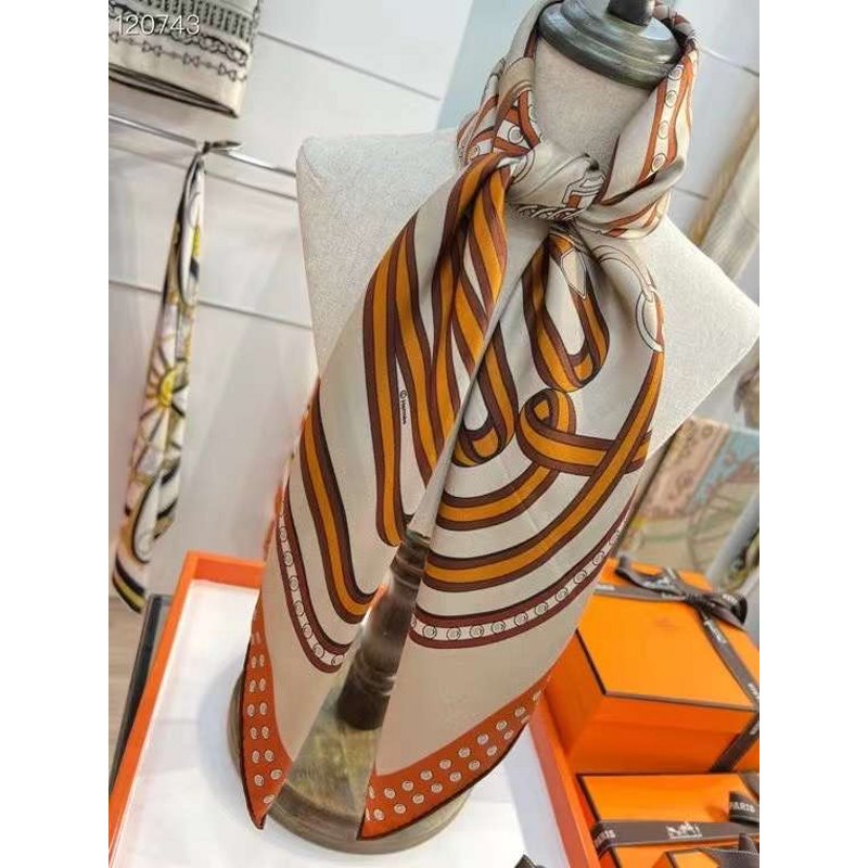 Hermes Muberry Silk Scarf SS001111