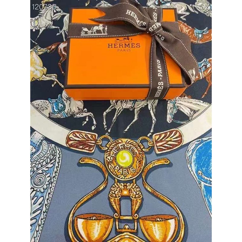 Hermes Muberry Silk Scarf SS001118