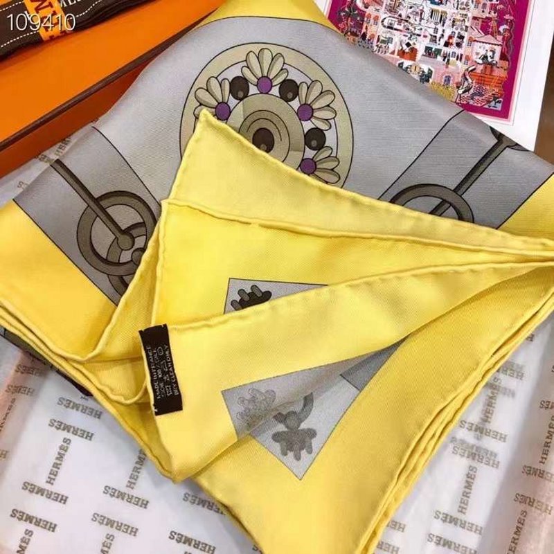 Hermes Twill Silk Scarf SS001126