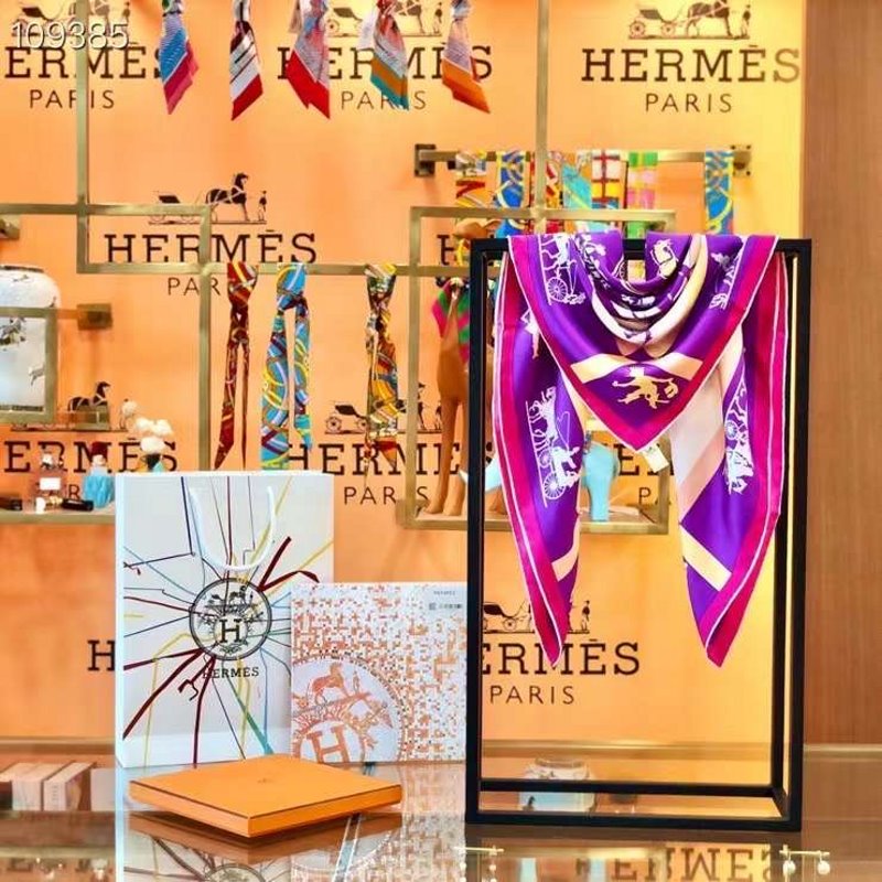 Hermes Twill Silk Scarf SS001128
