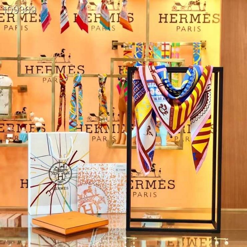 Hermes Twill Silk Scarf SS001130