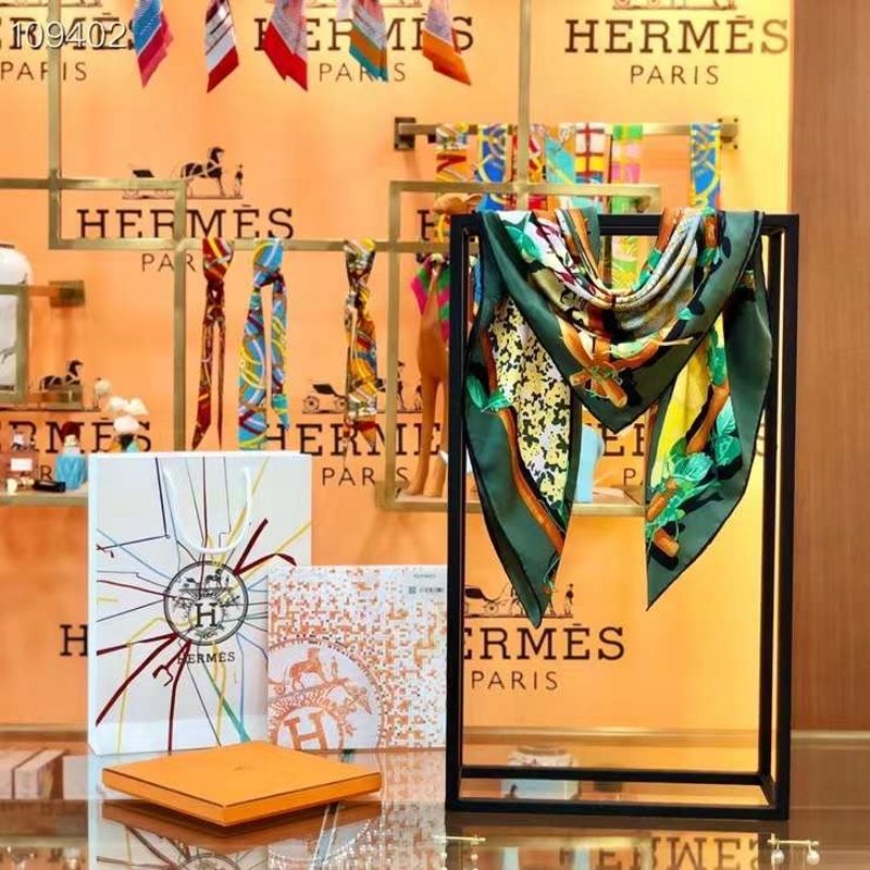 Hermes Twill Silk Scarf SS001135