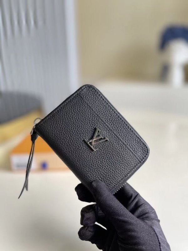 Louis Vuitton Black Zippy Wallet WLB01273