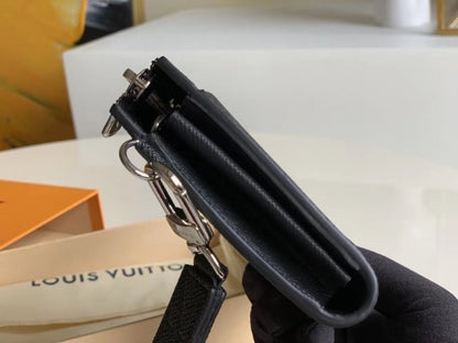 Louis Vuitton Black Zippy Wallet WLB01278