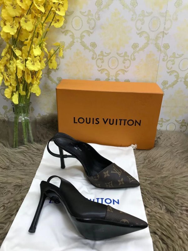 Louis Vuitton Brown Heeled Sandals SHS02538