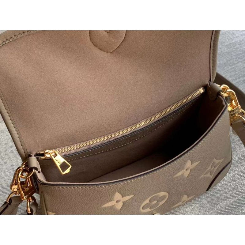 Louis Vuitton Diane HandBag BGMP1608