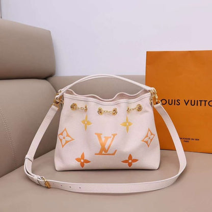 Louis Vuitton Empreinte Leather Bag BGMP1271