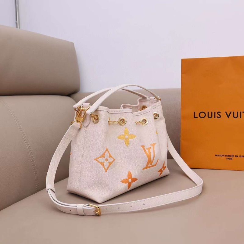 Louis Vuitton Empreinte Leather Bag BGMP1271