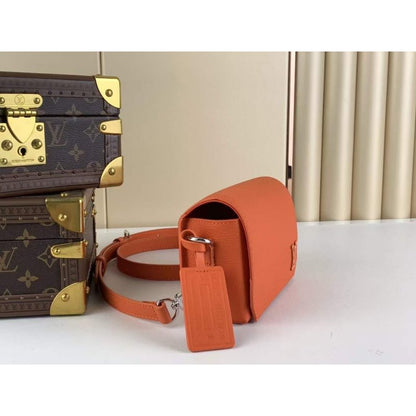 Louis Vuitton Flap Mini Hand Bag BGMP1492