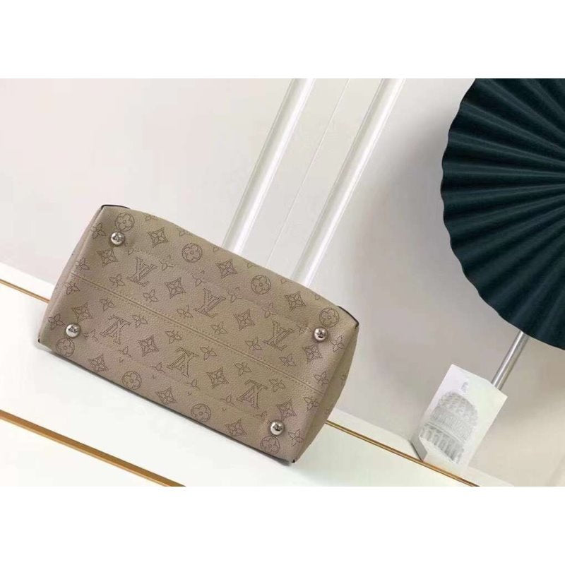 Louis Vuitton Hina Hand Bag BGMP1320