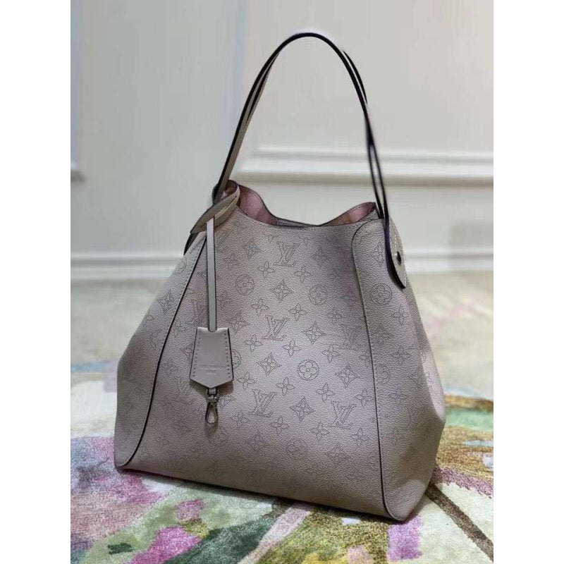 Louis Vuitton Hina Hand Bag BGMP1323