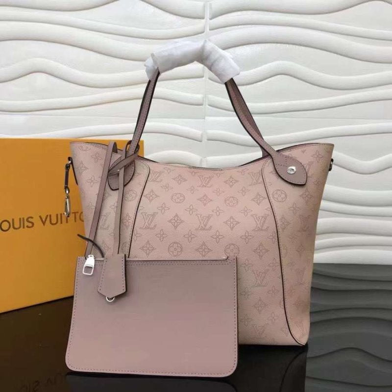 Louis Vuitton Hina Hand Bag BGMP1324