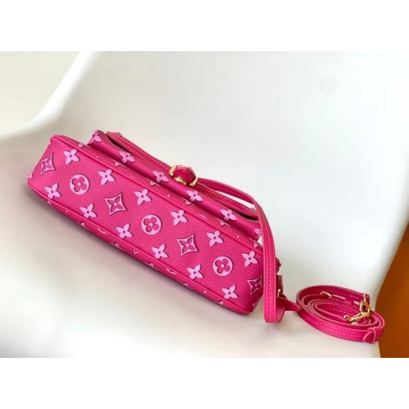 Louis Vuitton Maxi Multi Pochette HandBag BLV00801