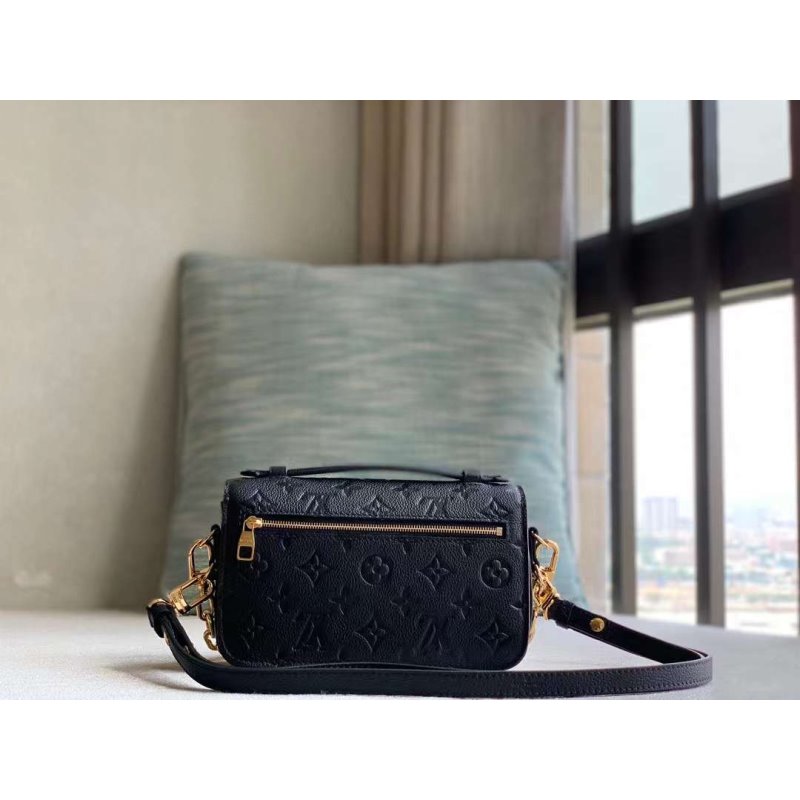 Louis Vuitton Metis Hand Bag BGMP1602