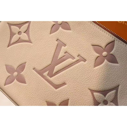 Louis Vuitton Pochette Chain Bag BLV00822