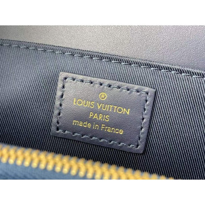 Louis Vuitton Pochette Metis Bag BGMP1474