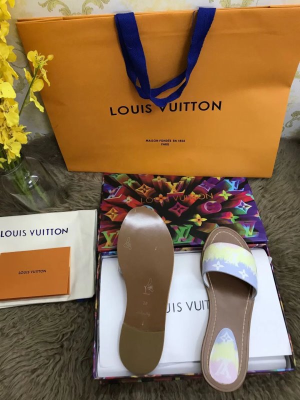 Louis Vuitton Sandals SHS02960