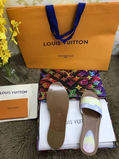 Louis Vuitton Sandals SHS02960