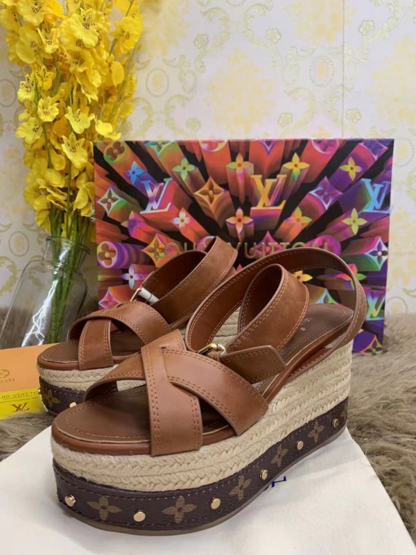 Louis Vuitton Sandals SHS02989