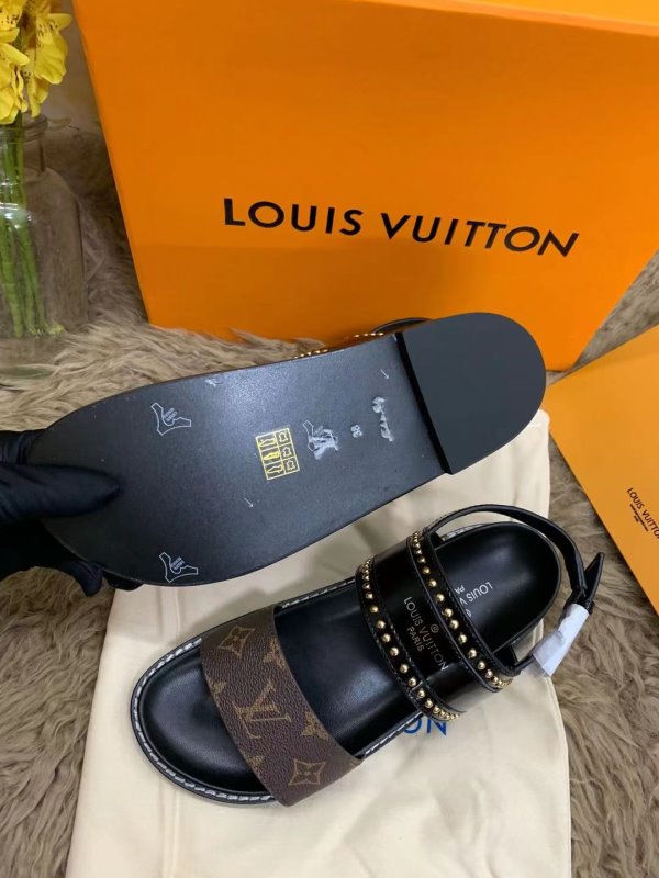 Louis Vuitton Sandals SHS02995