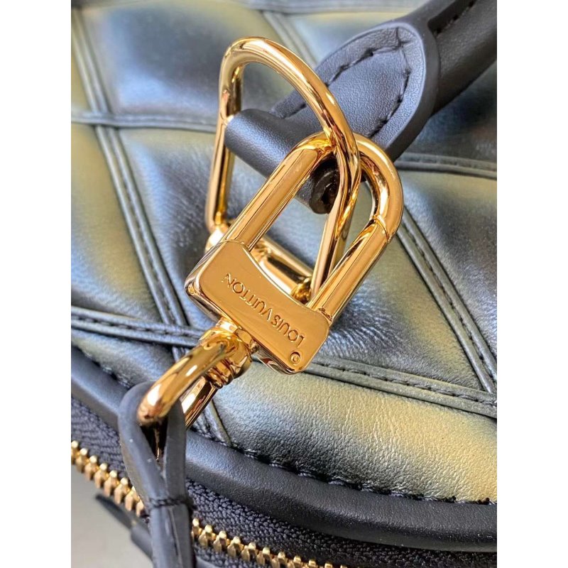 Louis Vuitton Alma BB Handbag WB001399
